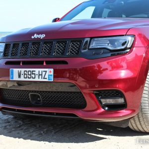 Photo face avant Jeep Grand Cherokee SRT (2017)