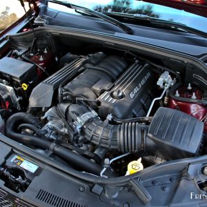 Photo moteur essence 6.4 V8 HEMI 468 ch Jeep Grand Cherokee SRT