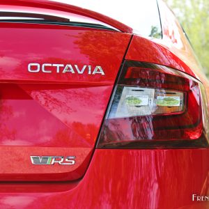 Photo feu arrière Skoda Octavia RS (2017)