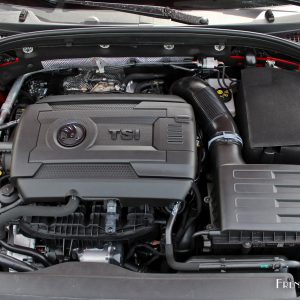 Photo moteur essence 2.0 TSI 230 ch Skoda Octavia RS (2017)