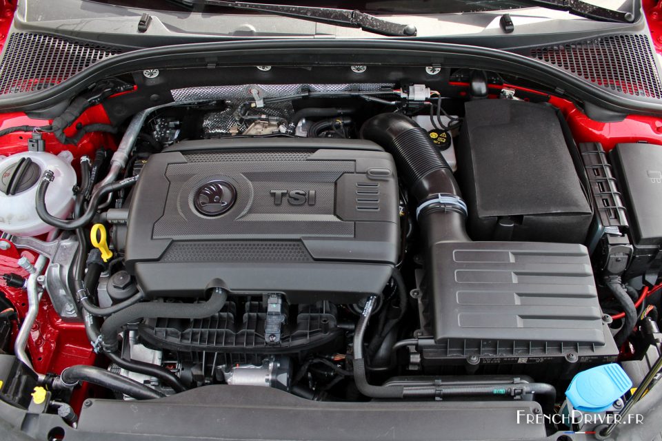 Photo moteur essence 2.0 TSI 230 ch Skoda Octavia RS (2017)