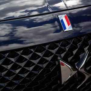 Photo sigle calandre DS 7 Crossback Présidentiel (2017)