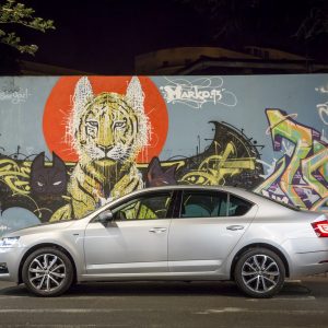 Photo profil Škoda Octavia restylée à Paris (2017)