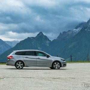 Photo profil essai Peugeot 308 SW restylée (2017)