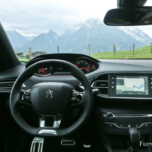 Photo volant essai Peugeot 308 restylée (2017)