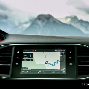 Photo écran tactile essai Peugeot 308 restylée (2017)