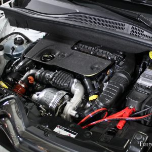 Photo moteur diesel 1.6 BlueHDi 120 Citroën C3 Aircross – Prés