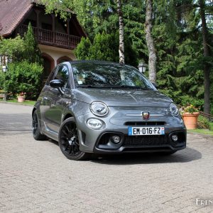 Photo 3/4 avant Abarth 595 Pista (2017)