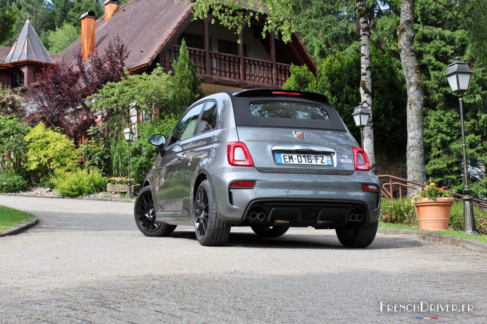 Photo 3/4 arrière Abarth 595 Pista (2017)