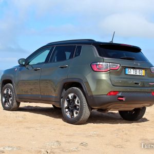 Photo 3/4 arrière Jeep Compass Trailhawk (2017)