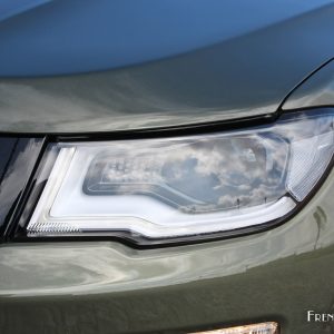 Photo phare avant LED Jeep Compass Trailhawk (2017)