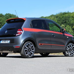 Photo 3/4 arrière Renault Twingo GT (2017)