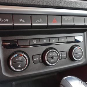 Photo climatisation automatique bi-zone Volkswagen Amarok (2017)