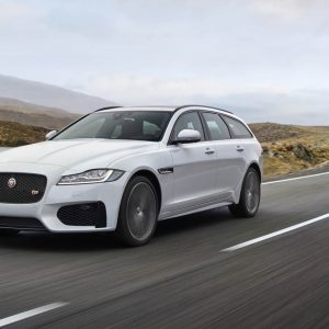 Photo officielle 3/4 avant Jaguar XF Sportbrake (2017)