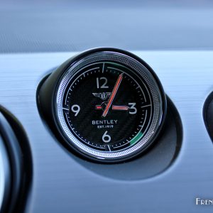 Photo horloge Bentley Bentayga (2017)