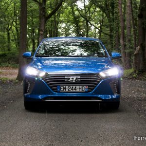 Photo face avant Hyundai Ioniq Plug-in (2017)