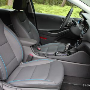 Photo sièges avant cuir Hyundai Ioniq Plug-in (2017)