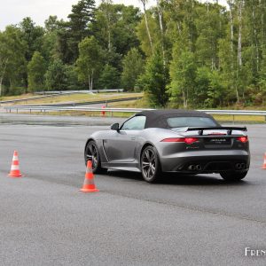 Photo essai piste Jaguar F-Type SVR (2017)