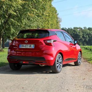 Photo 3/4 arrière Nissan Micra V (2017)