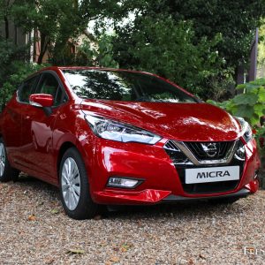 Photo Rouge Volcano Nissan Micra V (2017)