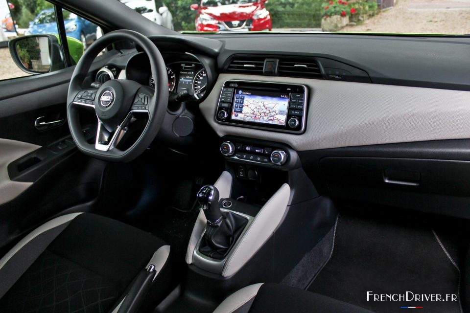 Photo intérieur Nissan Micra V (2017)