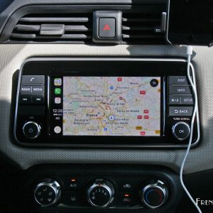 Photo Apple CarPlay écran tactile Nissan Micra V (2017)