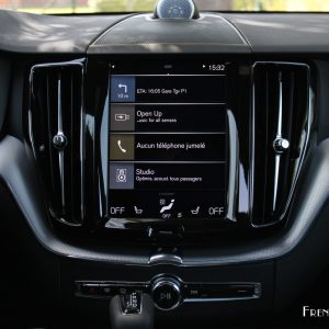 Photo menu écran tactile Volvo XC60 (2017)
