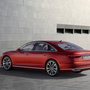 Photo 3/4 arrière statique Audi A8 (2017)