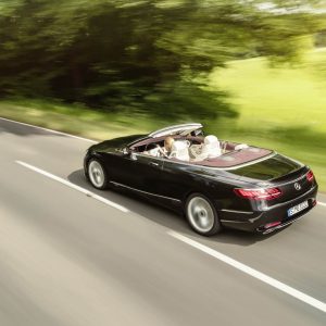 Photo 3/4 arrière dynamique Mercedes-Benz Classe S Cabriolet re