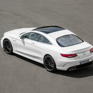 Photo 3/4 arrière Mercedes-AMG S 63 Coupé restylée (2017)