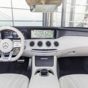 Photo officielle intérieur cuir blanc Mercedes-AMG S 65 Cabriol