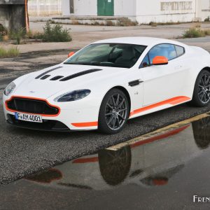 Photo 3/4 avant Aston Martin V12 Vantage S (2017)