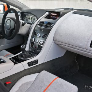 Photo intérieur Aston Martin V12 Vantage S (2017)