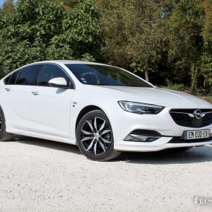 Photo 3/4 avant Opel Insignia Grand Sport (2017)