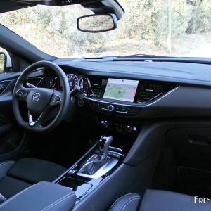 Photo intérieur cuir Opel Insignia Grand Sport (2017)