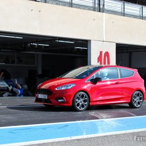 Photo 3/4 avant Ford Fiesta VII ST Line (2017)