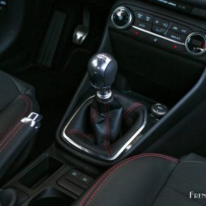 Photo boîte de vitesses manuelle Ford Fiesta VII ST Line (2017)