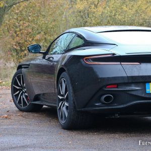 Photo détail Aston Martin DB11 (2017)