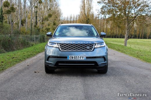 Photo face avant route Range Rover Velar (2017)