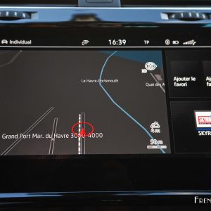 Photo navigation GPS écran tactile Volkswagen Golf R 310 (2017)