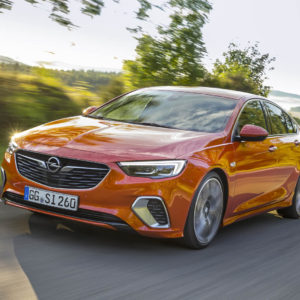 Photo dynamique Opel Insignia GSi (2017)