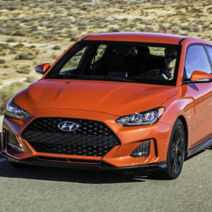 Photo 3/4 avant dynamique Hyundai Veloster R-Spec Turbo (2018)