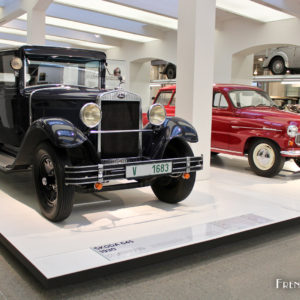 Photo Škoda 645 (1930) + Octavia Combi (1964) – Škoda Muzeum M