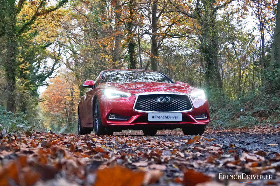 Photo 3/4 avant Infiniti Q60 S (2017)