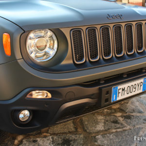 Photo calandre avant Jeep Renegade Trailhawk (2018)