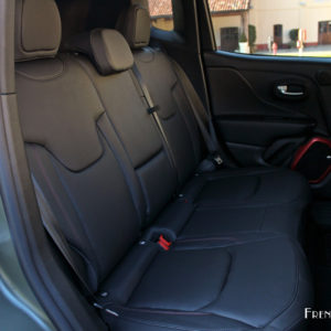 Photo banquette arrière cuir Jeep Renegade Trailhawk (2018)