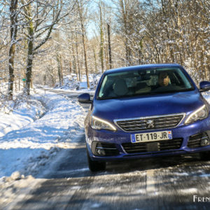 Photo essai dynamique Peugeot 308 restylée PureTech 130 EAT8 (2