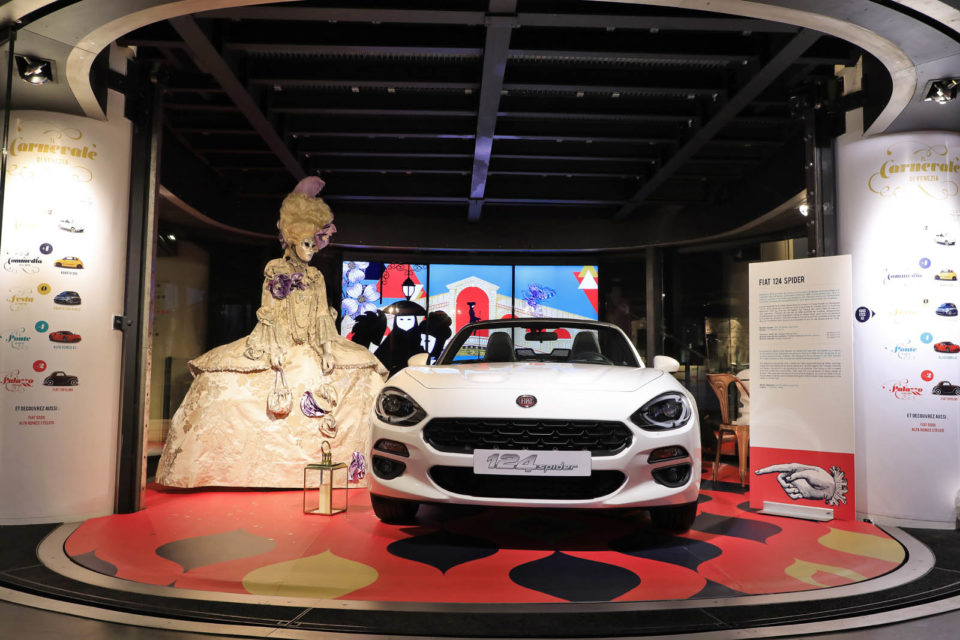 Photo Fiat 124 Spider – MotorVillage Paris (Janvier 2018)