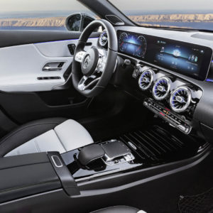 Photo intérieur cuir Mercedes-Benz Classe A (2018)