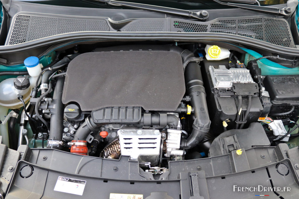 Photo moteur essence 1.2 PureTech 130 Citroën C4 Cactus restyl